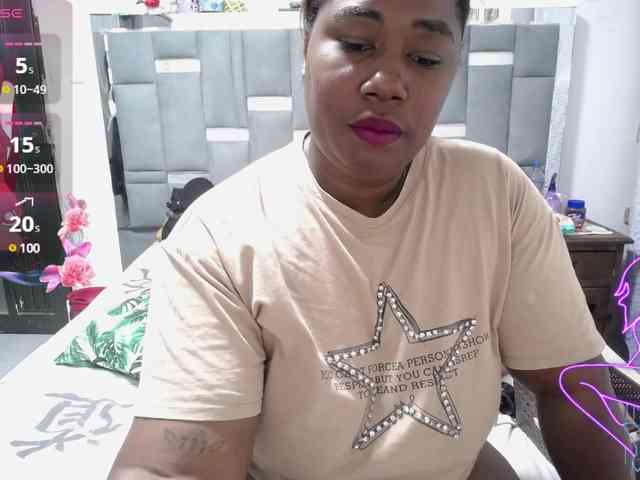 thickebonymilf webcam