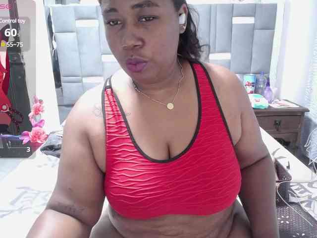 thickebonymilf webcam