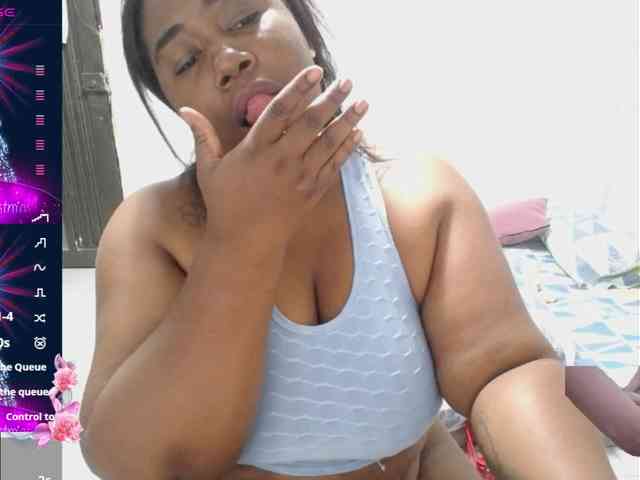 thickebonymilf webcam