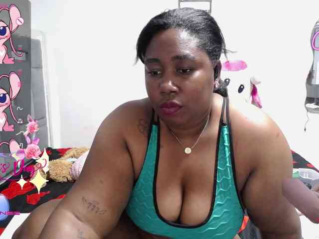 thickebonymilf webcam