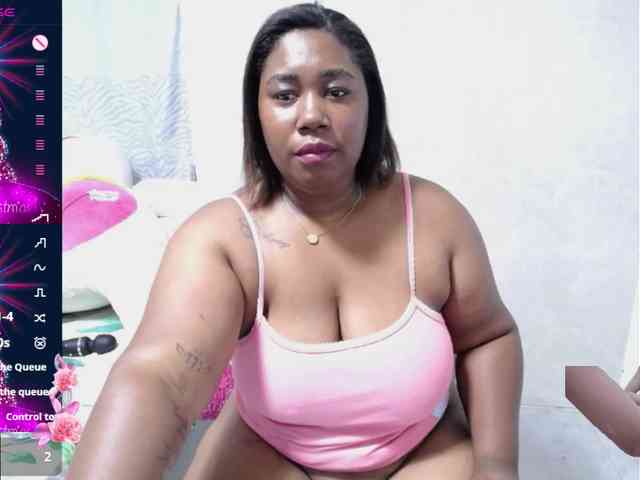 thickebonymilf webcam