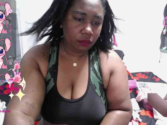 thickebonymilf webcam