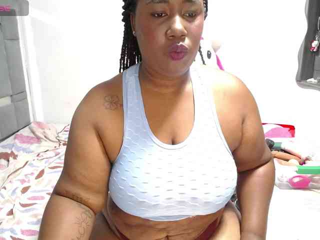 thickebonymilf webcam