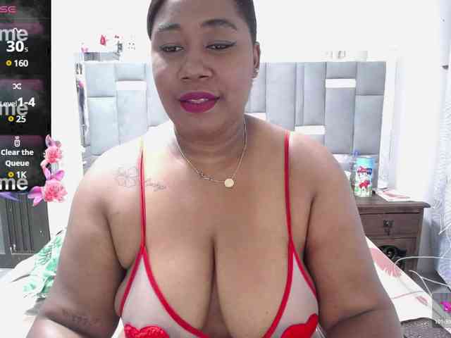 thickebonymilf webcam