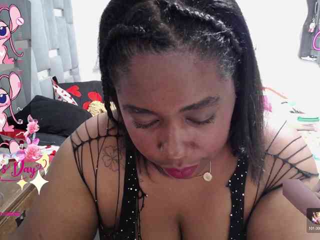 thickebonymilf webcam