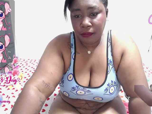 thickebonymilf webcam