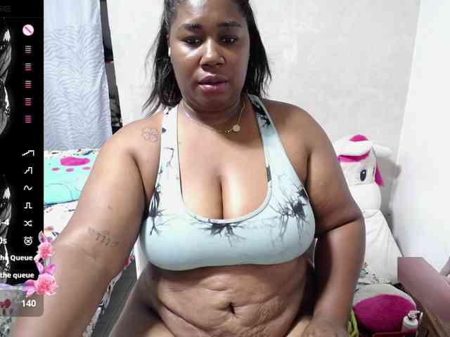 thickebonymilf webcam