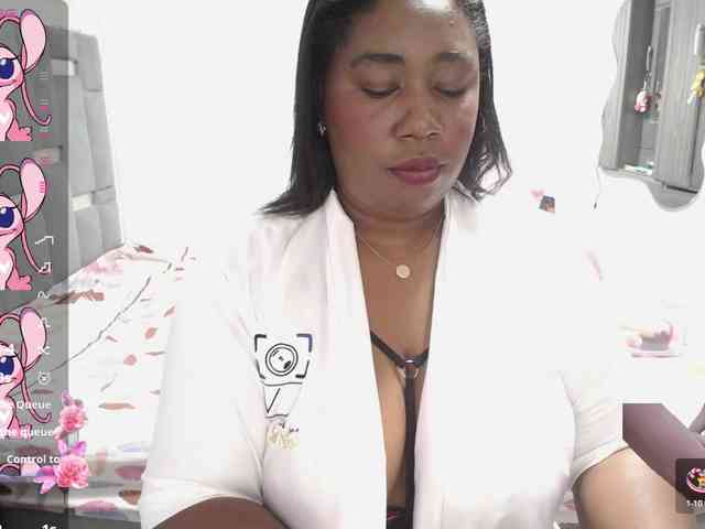 thickebonymilf webcam