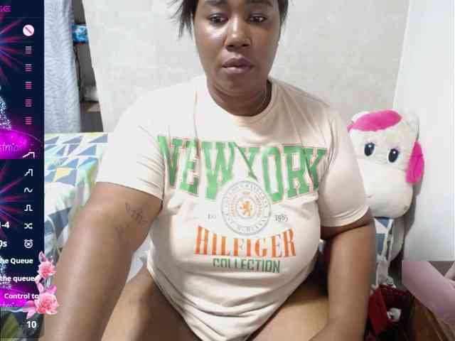 thickebonymilf webcam