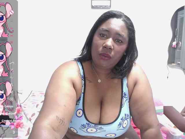 thickebonymilf webcam