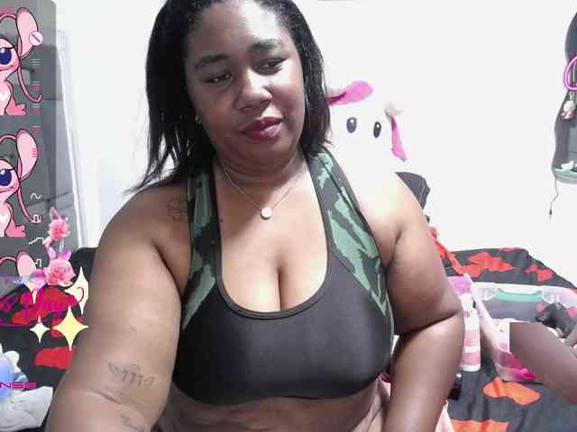 thickebonymilf webcam