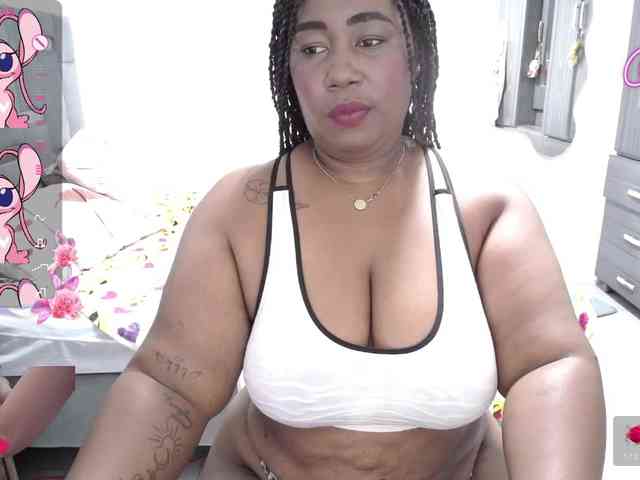 thickebonymilf webcam