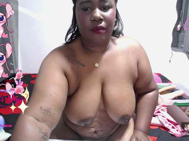 thickebonymilf webcam