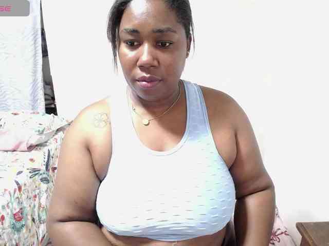 thickebonymilf webcam