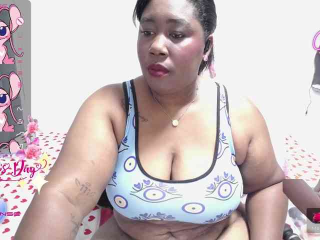thickebonymilf webcam