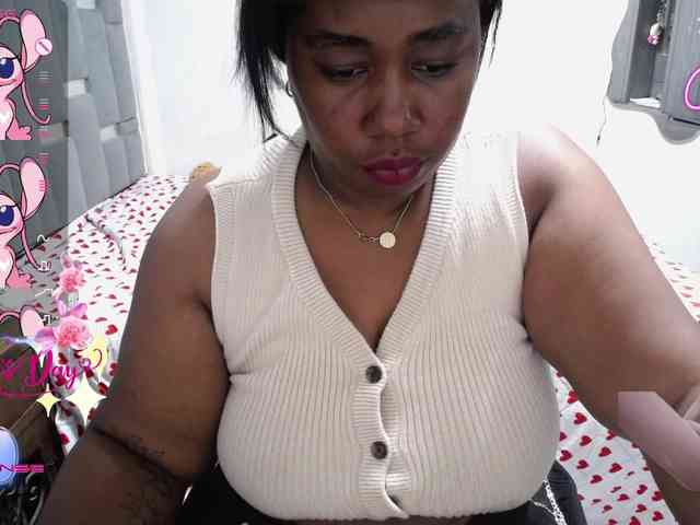 thickebonymilf webcam