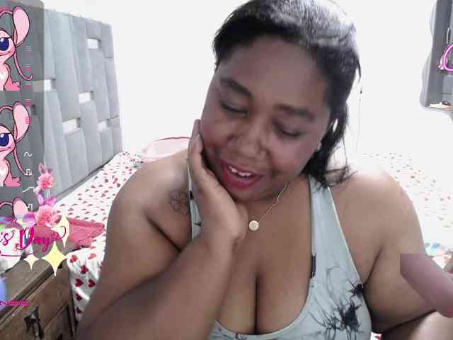 thickebonymilf webcam