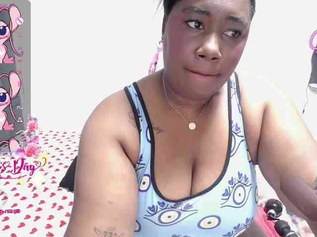 thickebonymilf webcam