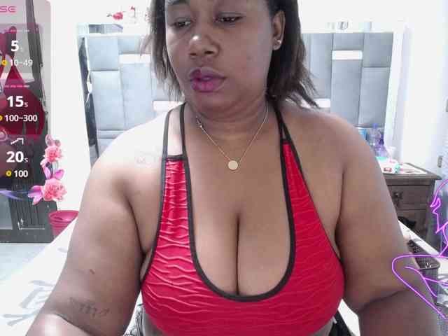 thickebonymilf webcam