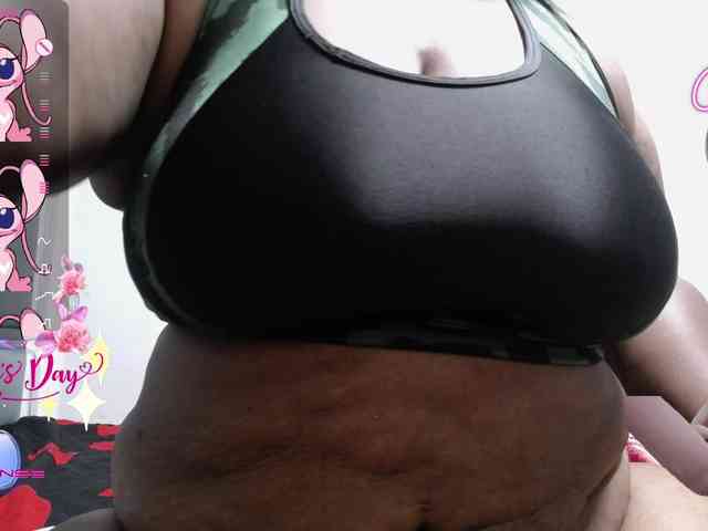 thickebonymilf webcam