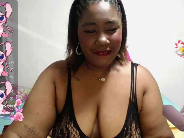 thickebonymilf webcam