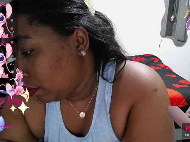 thickebonymilf webcam