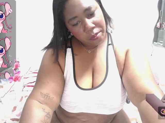 thickebonymilf webcam
