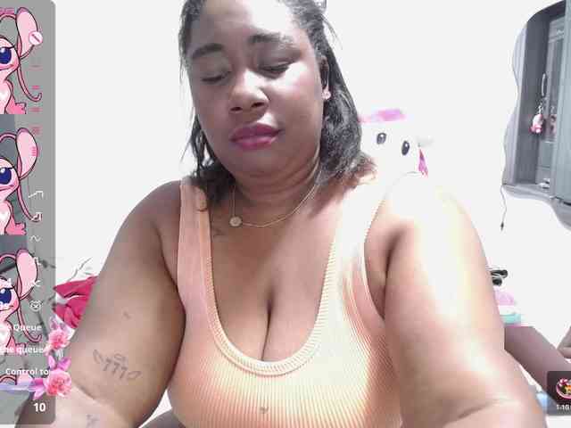 thickebonymilf webcam