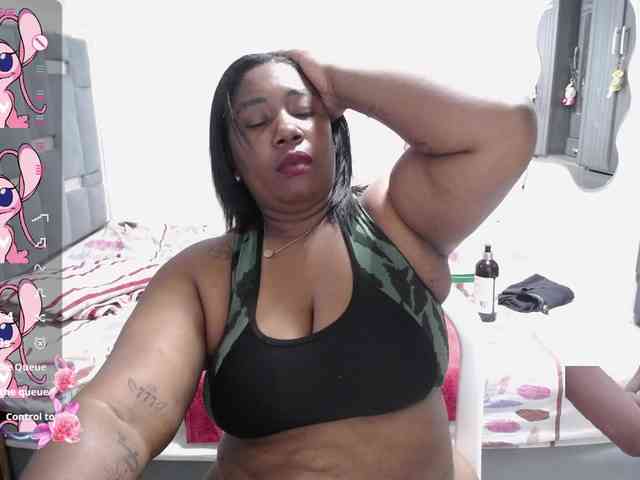 thickebonymilf webcam