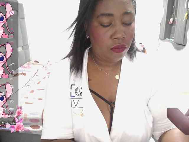 thickebonymilf webcam