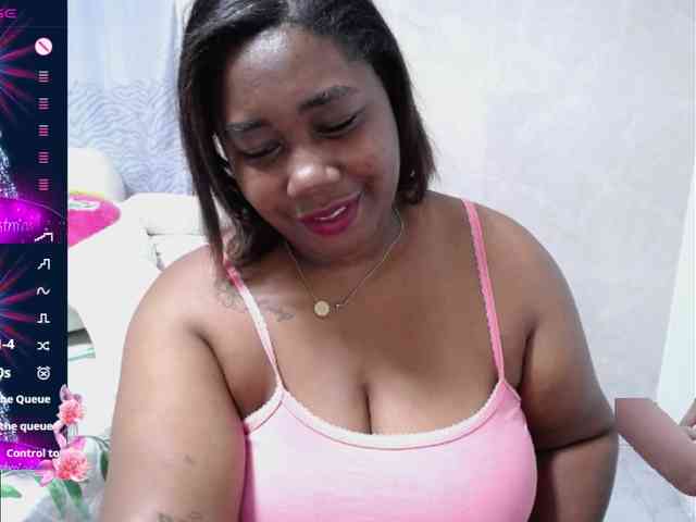 thickebonymilf webcam