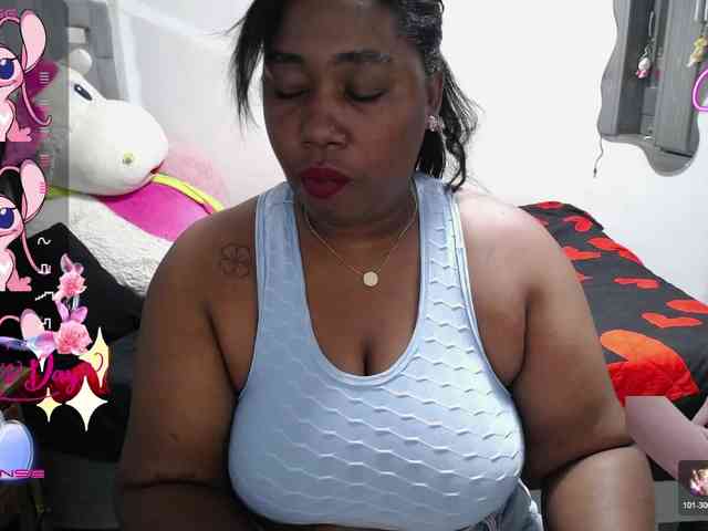 thickebonymilf webcam