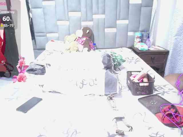 thickebonymilf webcam