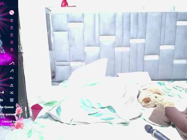 thickebonymilf webcam