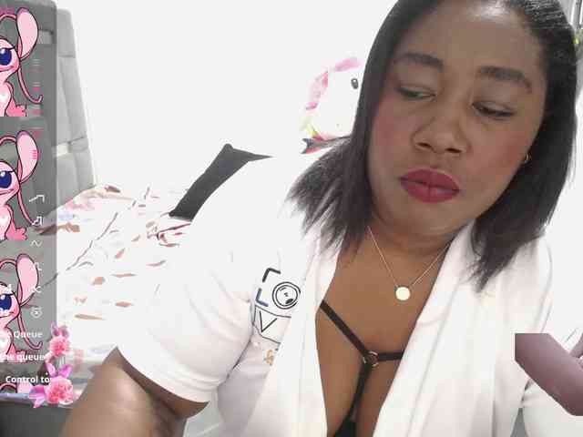 thickebonymilf webcam