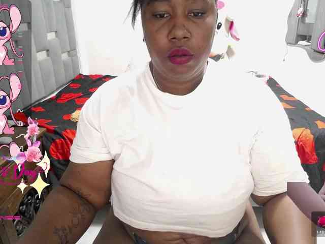 thickebonymilf webcam