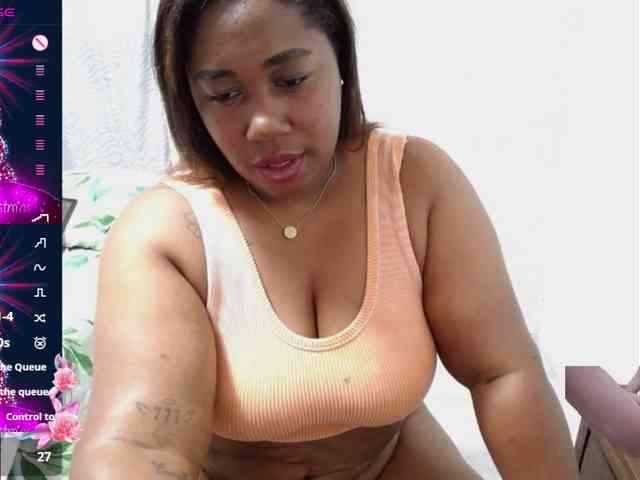 thickebonymilf webcam