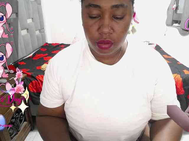 thickebonymilf webcam