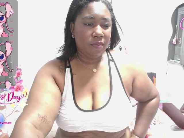 thickebonymilf webcam
