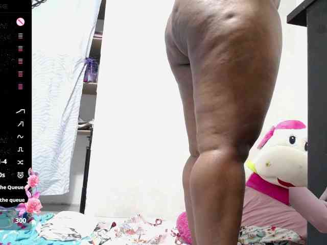 thickebonymilf webcam