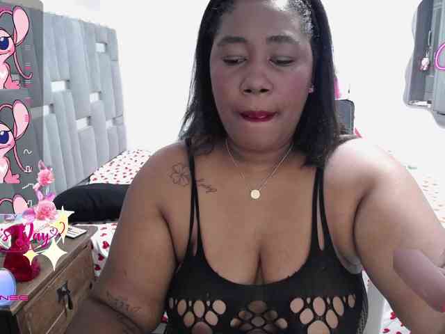 thickebonymilf webcam