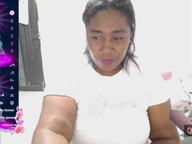 thickebonymilf webcam