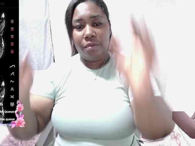 thickebonymilf webcam