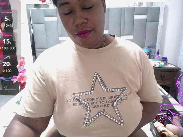 thickebonymilf webcam