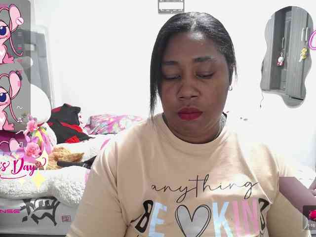 thickebonymilf webcam