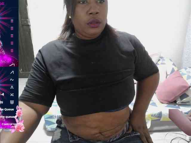thickebonymilf