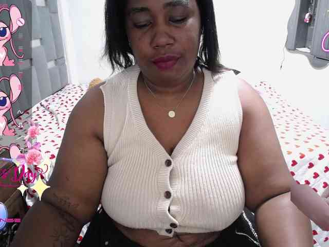 thickebonymilf webcam