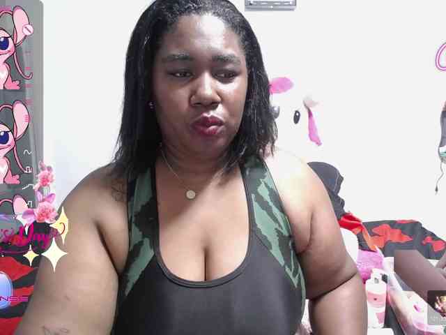 thickebonymilf webcam