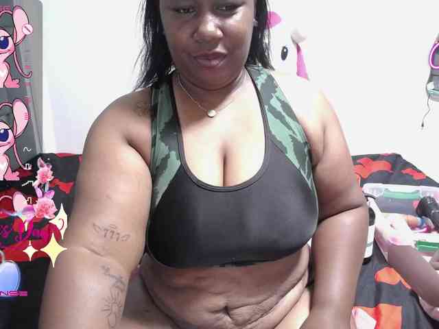 thickebonymilf webcam