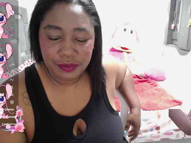 thickebonymilf webcam